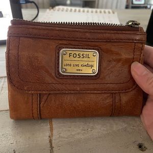 Fossil wallet